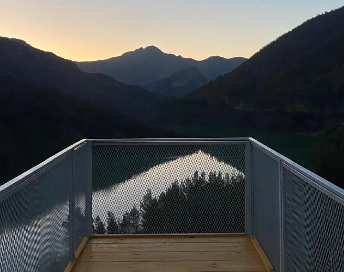 Shëtitorja e Parkut Natyror të Liqenit të Ulzës - Foto 2