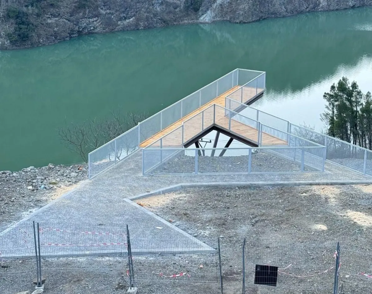 Shëtitorja e Parkut Natyror të Liqenit të Ulzës - Foto 4